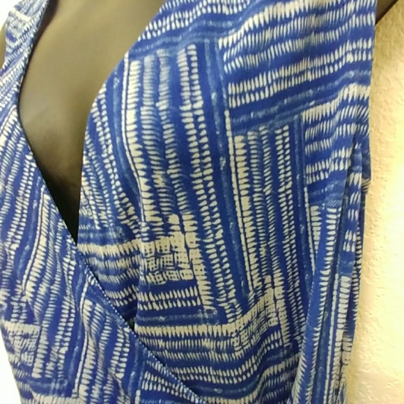 Banana Republic Sleeveless Top - Picture 2 of 7